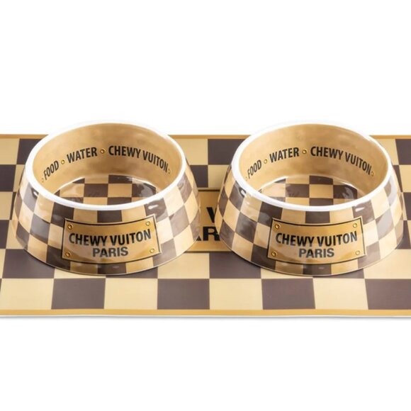 NEW Chewy Vuitton Dog Bowl Size Medium - Picture 1 of 5